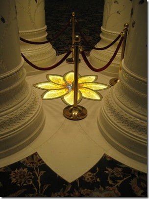 Sheikh_Zayed_Mosque_inside_2