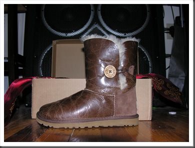 UGG Bailey Button Krinkle boot