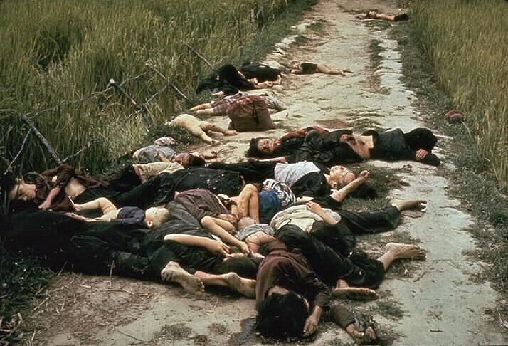 [My_Lai_massacre[2].jpg]