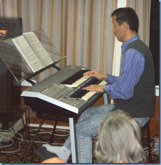 The D-Deck played by Taka Iida is crammed with advanced technology - a far cry from the old theatre organs with tabs. Mind you for the purists there will always be a place for the classical theatre organs of yesteryear.