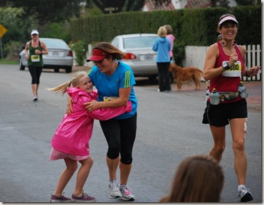 Santa Barbara Marathon family cheerleaders