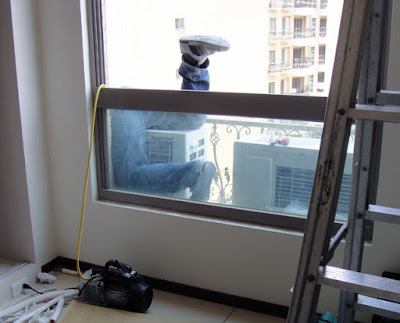 [Life] 裝潢實戰第八彈：冷氣機體、燈具 & 壁紙安裝！ - 阿祥的網路筆記本