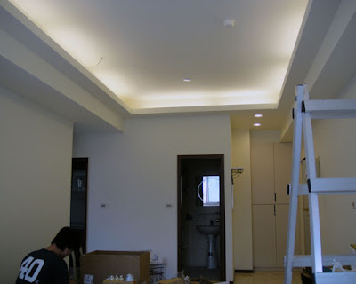 [Life] 裝潢實戰第八彈：冷氣機體、燈具 & 壁紙安裝！ - 阿祥的網路筆記本