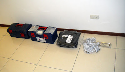 [Home] 新居家具進場之二：餐桌椅/書櫃/櫥櫃…外加熱水器！ - 阿祥的網路筆記本