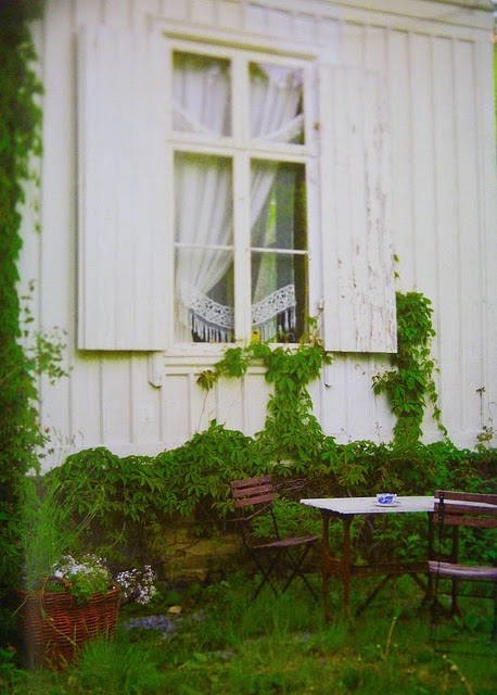 A Kind of Love: Norwegian Summer House