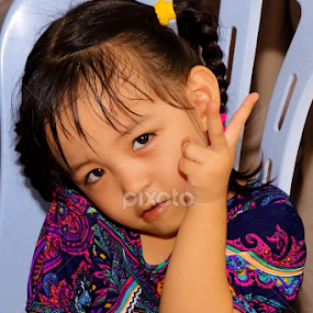 Peaceee... by Azman Jaeh - Babies & Children Child Portraits