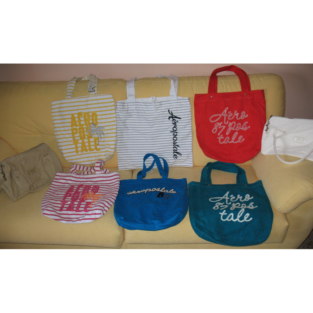 El Blog del Bv: VENDIDOS: Preciosos Bolsos Aeropostale 100% Originales