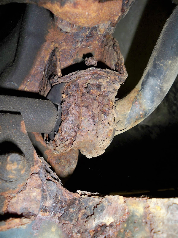 Is this rust bad? | Chevy and GMC Duramax Diesel Forum