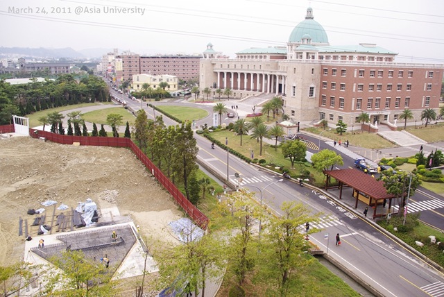 [March 24, 2011 @Asia University mockup_3[3].jpg]