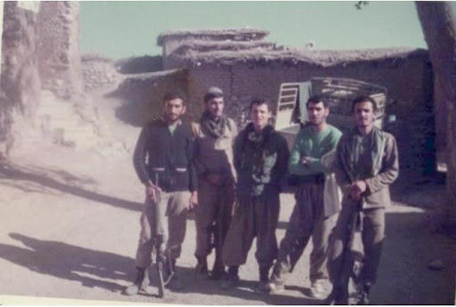 دوستانم در سال 1361 در روستای عربلنگ 