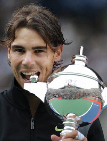 rafael nadal tennis bag. Nadal secures another title in