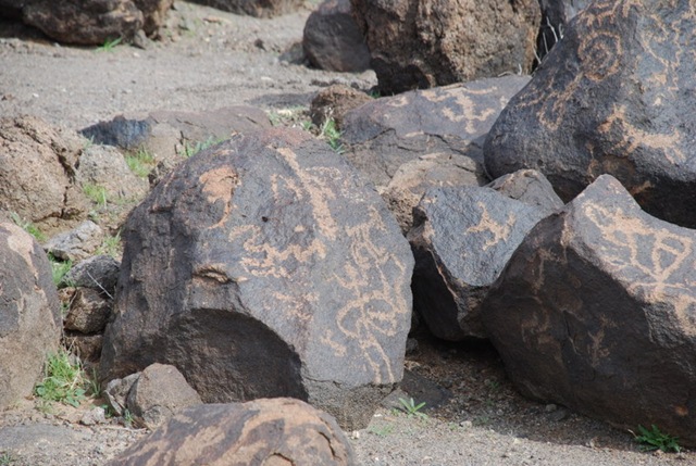 [03-02-10 Painted Rock Petroglyph Park (37)[3].jpg]