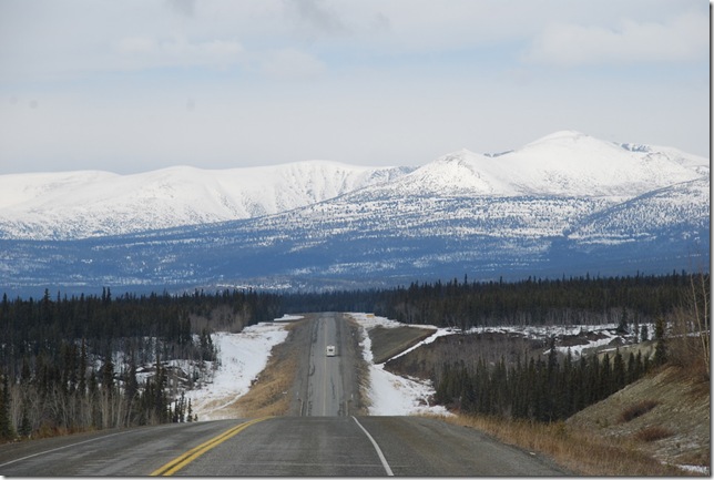 04-24-09  B Alaskan Highway - Yukon 015