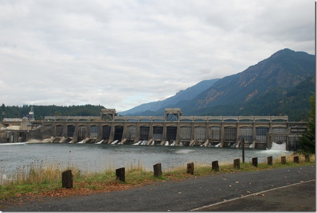 10-19-09 B Bonneville Lock and Dam 030