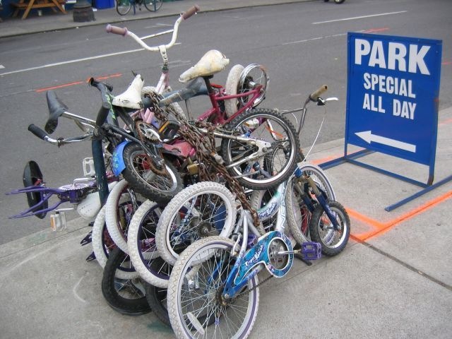 [bicycle-parking[2].jpg]
