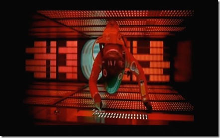 Cena do filme ‘2001: uma odisseia no espaço’, dirigido por Stanley Kubrick em 1968, em que Dave, astronauta da nave Discovery, tenta desligar o computador HAL.