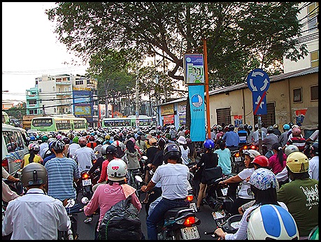 Atrapados en un atasco en Saigón