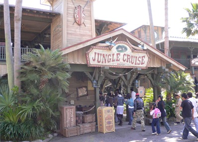 Jungle_Cruise_entrance_at_Tokyo_Disneyland