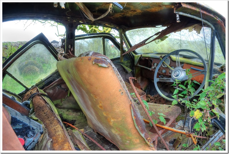 old austin rusting into the ground