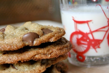 Chocolate Chip Cookies with Coconut Oil