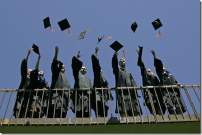Graduation_Hat_Toss