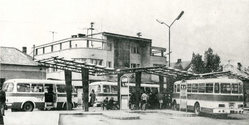 autobusov%C3%A1+stanica.jpg