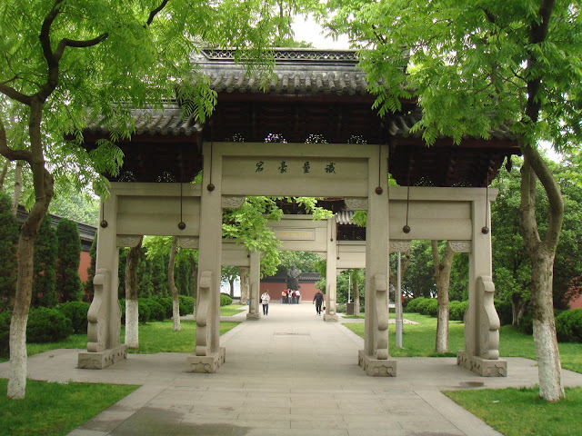 拍一张没有街灯的