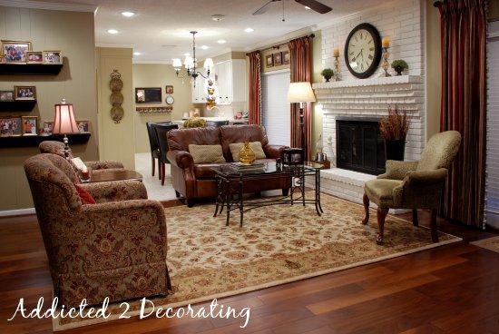 [family_room_4[4].jpg]