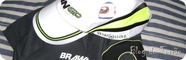 Camiseta e boné da Brawn GP