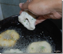 Step 5 medhu vadai Step 5 medhu vadai