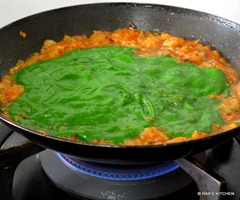Add palak puree