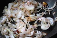 fried onions and whole spices