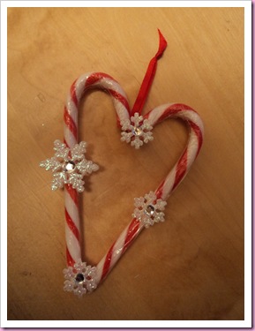 Candy cane heart Tree decoration 1
