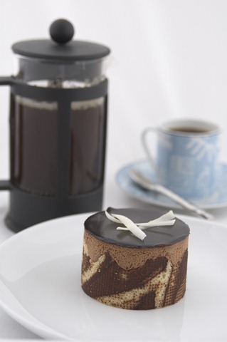 [dreamstimefree_74362 - coffee & chocolate cake[2].jpg]