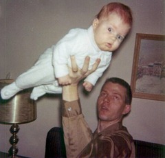 Daddy Clayn & baby Julie the airplane, 1962