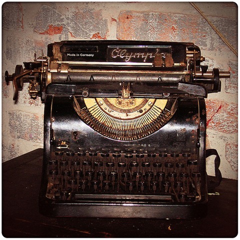 [Olympia typewriter[4].jpg]