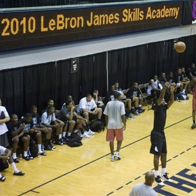 academy lebron shoes