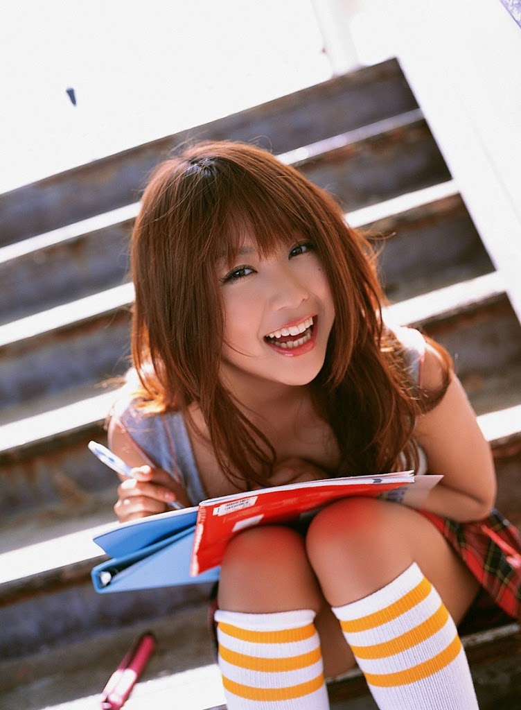 Mai Nishida Japanese Gravure Busty Sexy Idol Photos Gallery.jpg