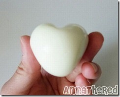 how to make heart shaped egg (8)