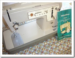 Sewing Machine Singer 003