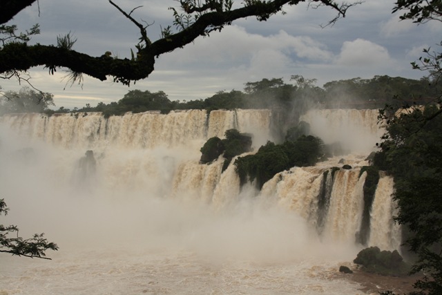 [Iguazu 430[3].jpg]