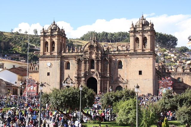 [Cuzco 367[4].jpg]