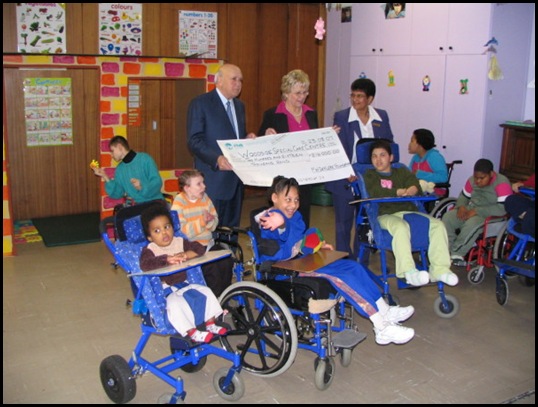 Woodside school for handicapped FW de Klerk donation 2009