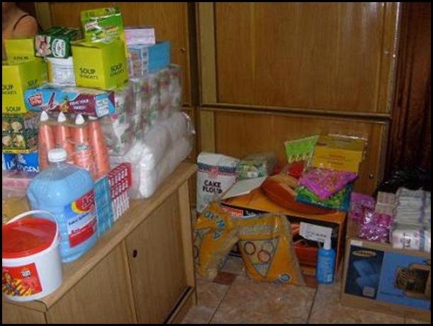 Lochvaal destitute Afrikaners food donation Pretoria Voortrekkers