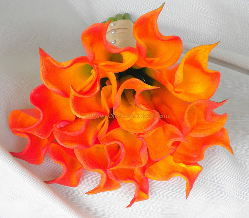 simple wedding reception table