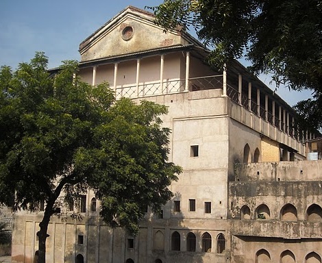 [jhansi fort Panch mahal.jpg]