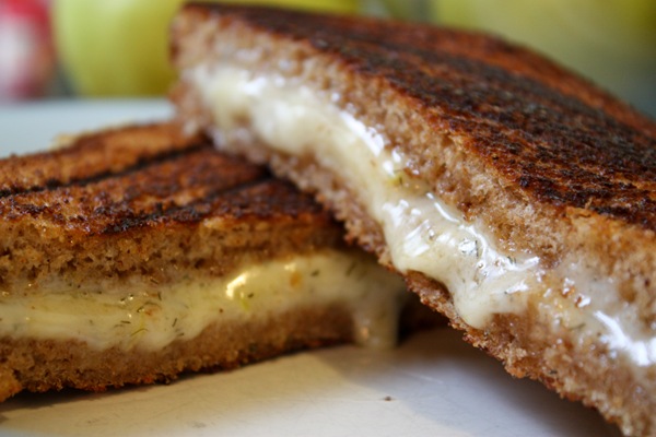 Havarti Grilled Cheese with Apples