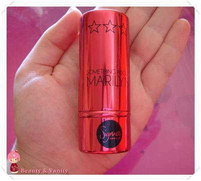 Hollywood Glamour Retractable Kabuki - Red (Something About Marilyn) by Sigma Makeup