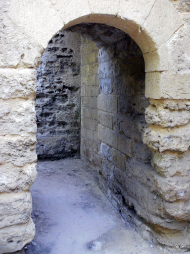  Puerta de subida a la Avenida del Alcázar.