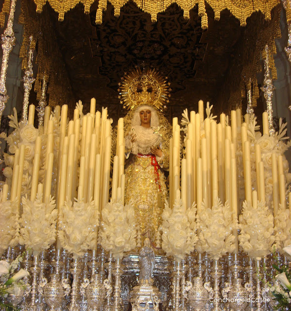 Semana santa de Sevilla - 2011 - H. de Triana . V. Esperanza - 1.jpg